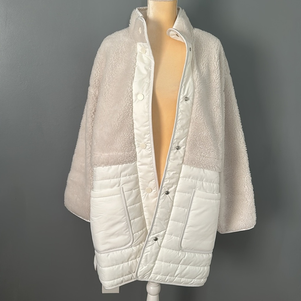 Sherpa Mixed Media Puffer Coat Size L - Picture 10 of 16